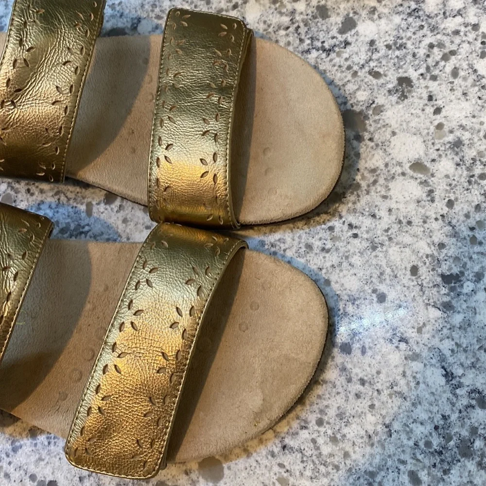Vionic Gold Sandals - Picture 2 of 5